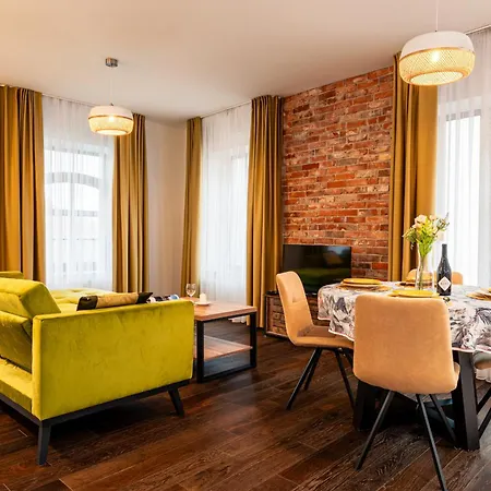 Apartment Wyspa Slodowa - Location, Tram&park Nearby - By Rentujemy