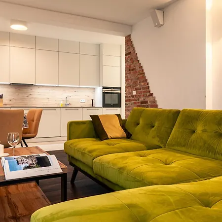 Wyspa Slodowa - Location, Tram&park Nearby - By Rentujemy Apartment